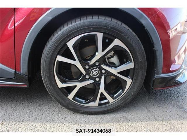 Toyota C-HR 2018-02 347244-9