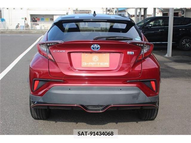 Toyota C-HR 2018-02 347244-7