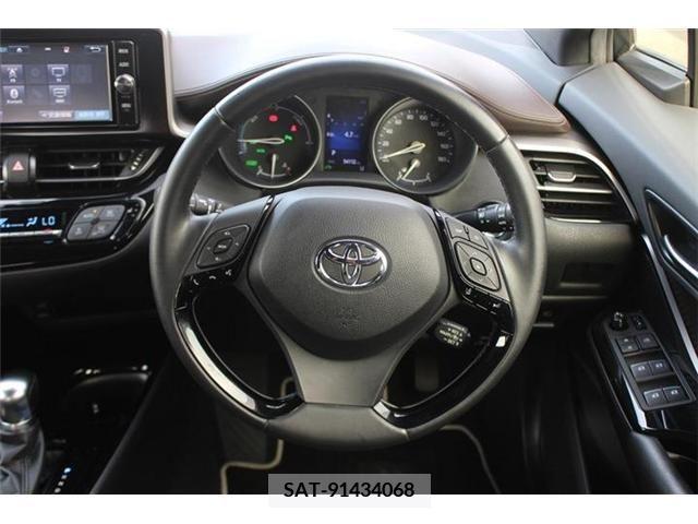 Toyota C-HR 2018-02 347244-16