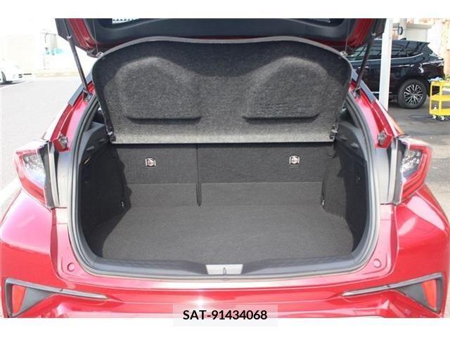 Toyota C-HR 2018-02 347244-18