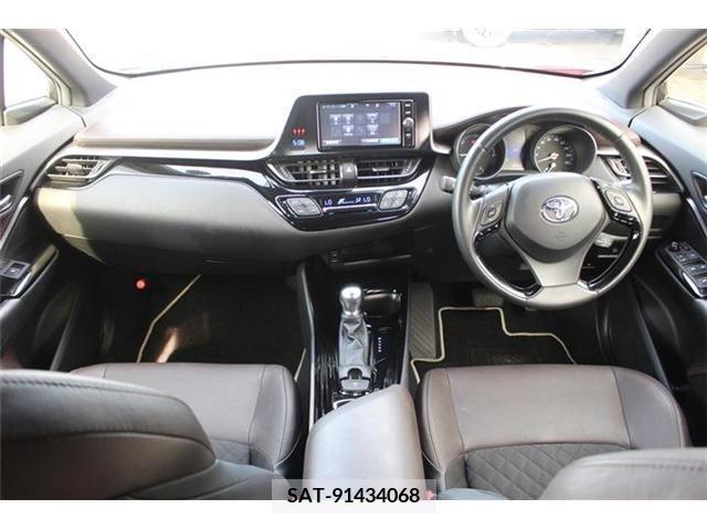 Toyota C-HR 2018-02 347244-15
