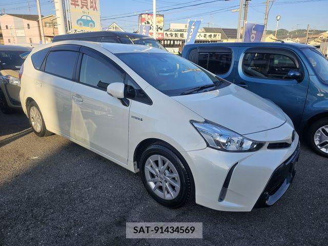Toyota PRIUS ALPHA 2018-01 282504-0
