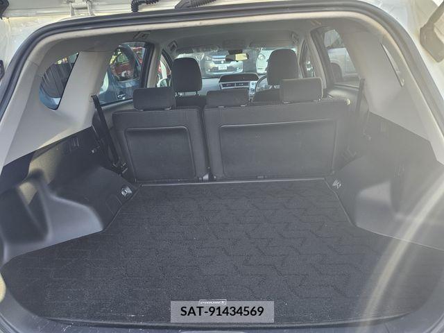 Toyota PRIUS ALPHA 2018-01 282504-3