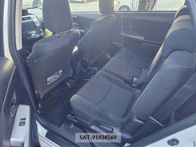 Toyota PRIUS ALPHA 2018-01 282504-4