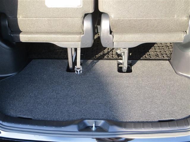 Toyota VOXY 2019-08 19372-13