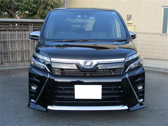 Toyota VOXY 2019-08 19372-2