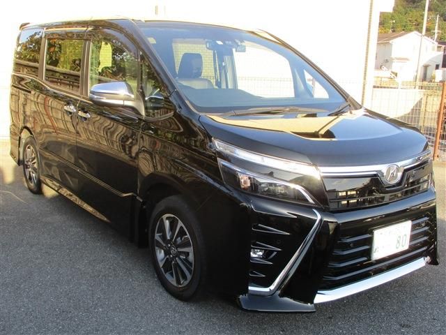 Toyota VOXY 2019-08 19372-7