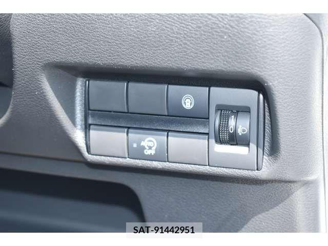 Mitsubishi EK X 2019-06 353771-8