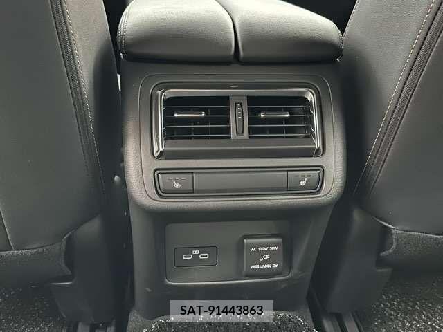 Mazda CX-60 2022-09 266160-11