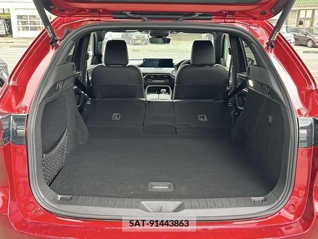Mazda CX-60 2022-09 266160-15