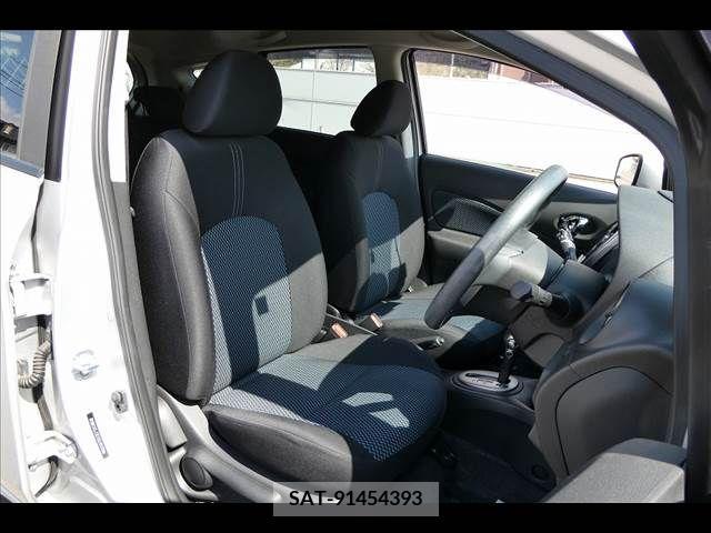 Nissan NOTE 2016-03 210971-8