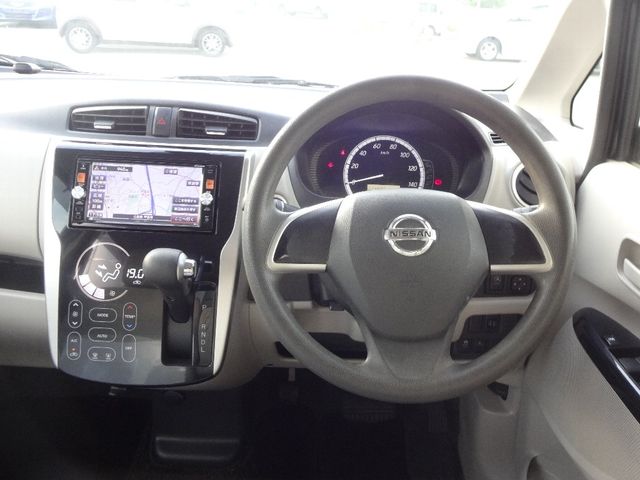 Nissan DAYZ 2015-05 4498-9