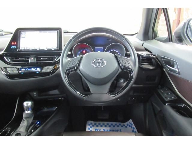 Toyota C-HR 2017-08 784-13