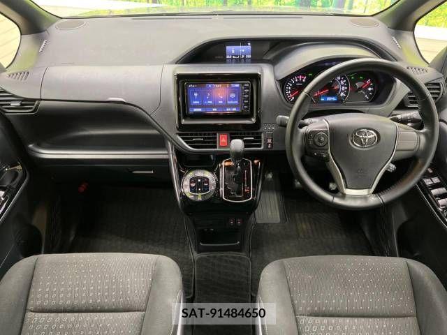 Toyota NOAH 2021-09 210535-1