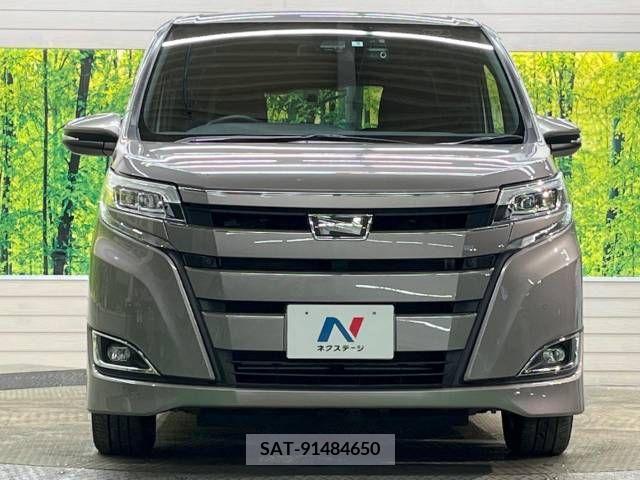 Toyota NOAH 2021-09 210535-14
