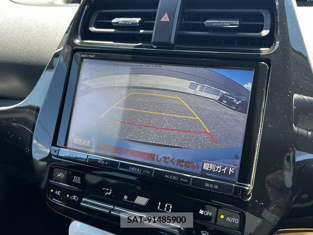 Toyota PRIUS 2016-07 381807-4