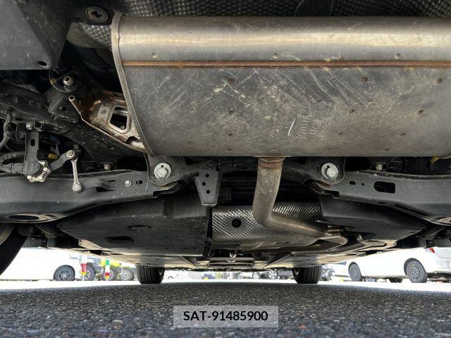 Toyota PRIUS 2016-07 381807-29