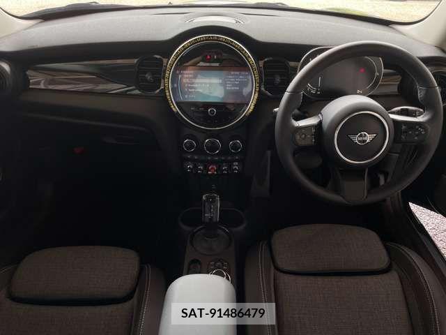 Bmw MINI 2024-01 277272-1