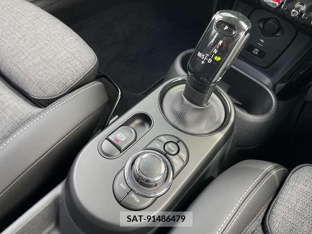 Bmw MINI 2024-01 277272-11
