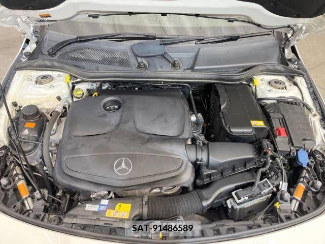 Mercedes Benz CLA-CLASS 2016-03 220819-19