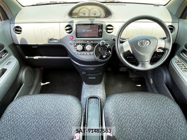Toyota SIENTA 2014-01 313748-1
