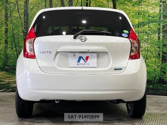 Nissan NOTE 2013-01 298111-15