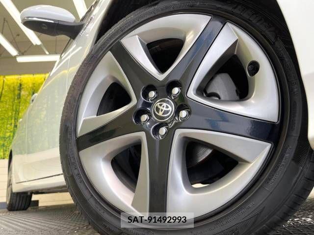 Toyota PRIUS 2020-02 214248-13