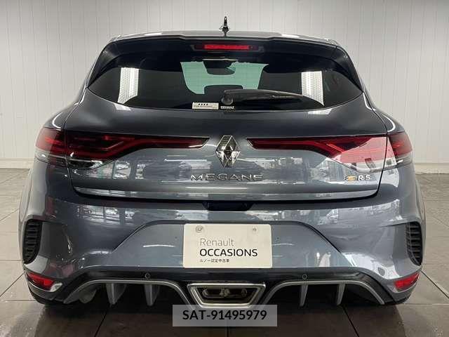 Renault MEGANE 2022-02 378568-21