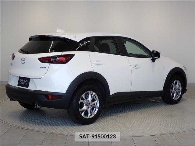 Mazda CX-3 2022-07 358425-8