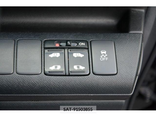 Honda STEP WGN 2011-06 286438-24