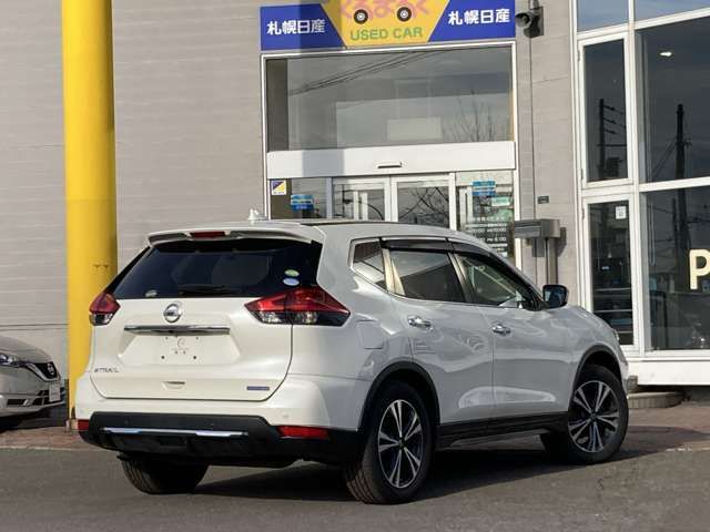 Nissan X-TRAIL 2018-06 4205-1