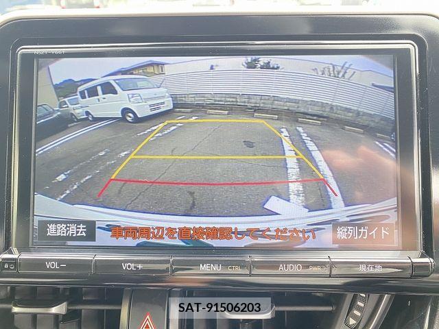 Toyota C-HR 2017-02 322955-18