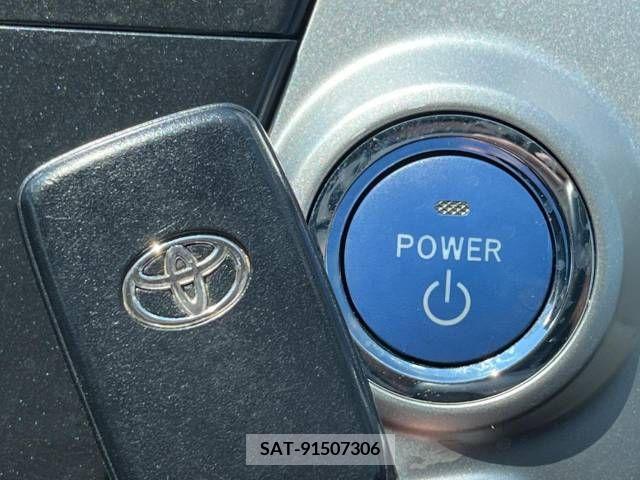 Toyota PRIUS ALPHA 2012-09 341848-6
