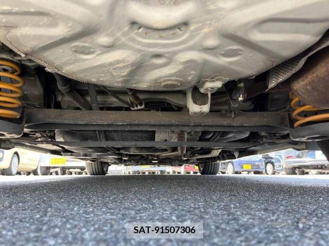 Toyota PRIUS ALPHA 2012-09 341848-19