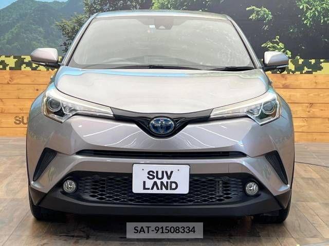 Toyota C-HR 2016-12 330768-14