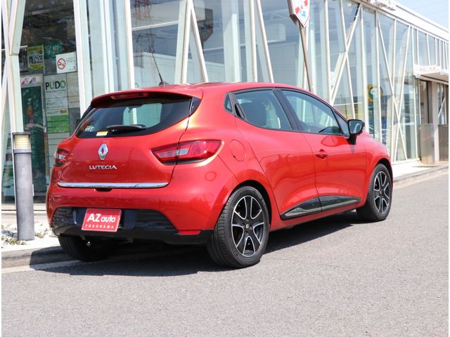 Renault LUTECIA 2015-03 1396-2
