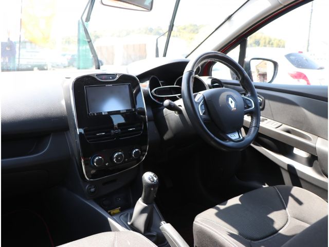 Renault LUTECIA 2015-03 1396-8