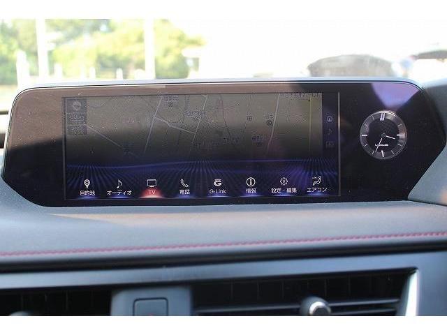 Lexus UX 2019-07 7653-3