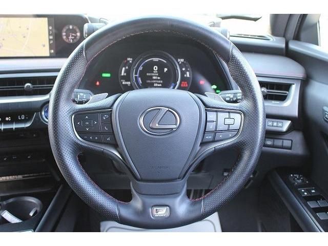 Lexus UX 2019-07 7653-15