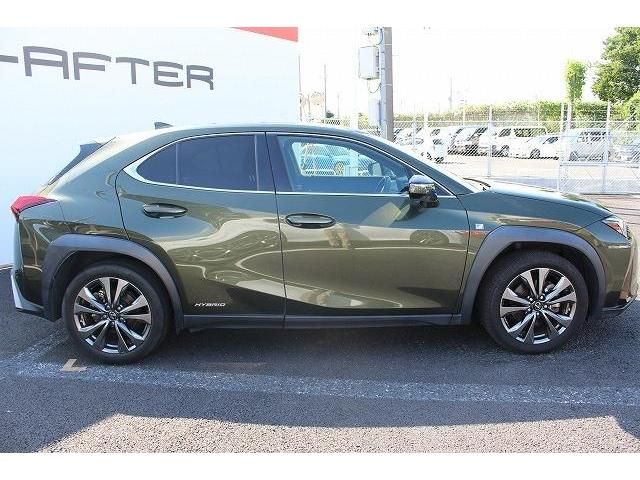 Lexus UX 2019-07 7653-7