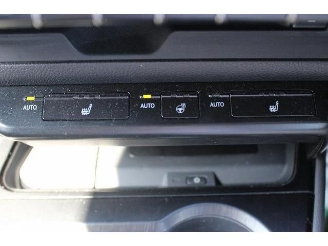 Lexus UX 2019-07 7653-4