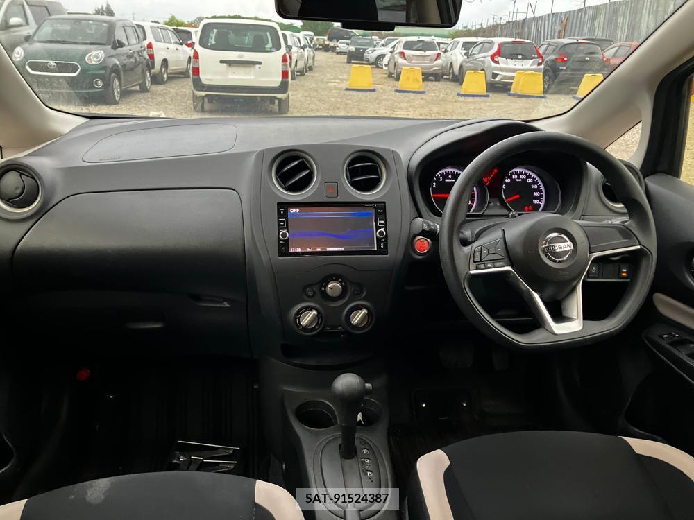 Nissan NOTE 2017-03 297683-18