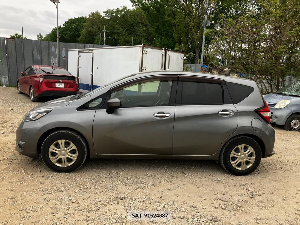 Nissan NOTE 2017-03 297683-1