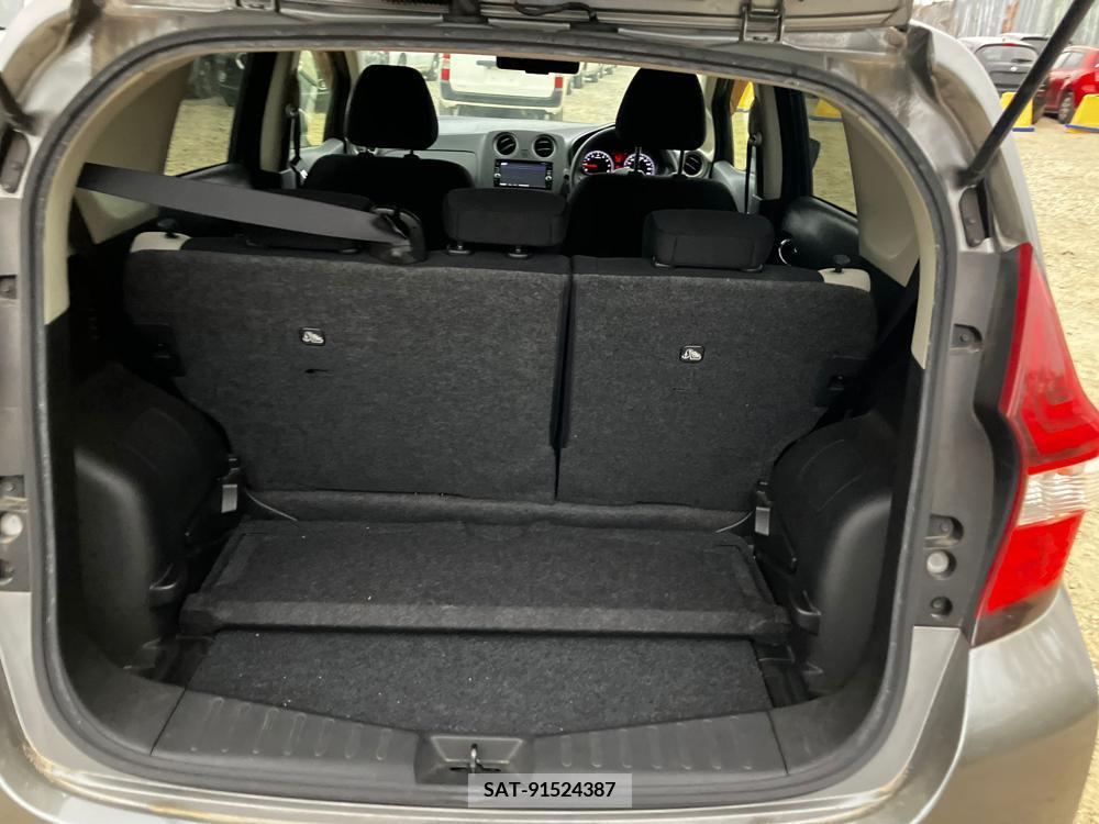 Nissan NOTE 2017-03 297683-22