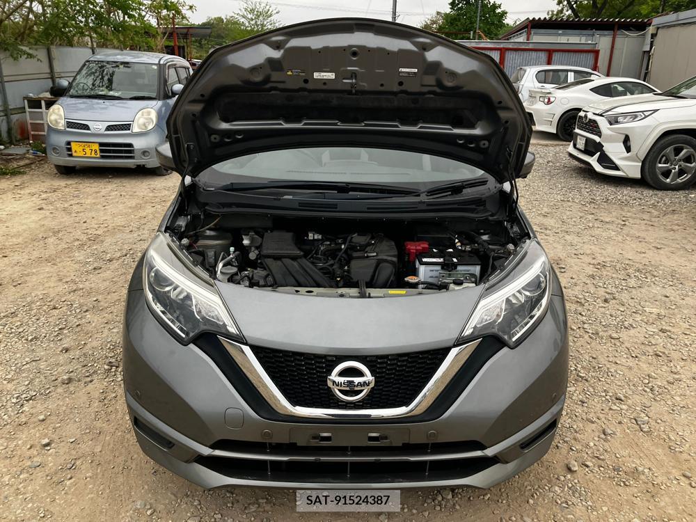 Nissan NOTE 2017-03 297683-24