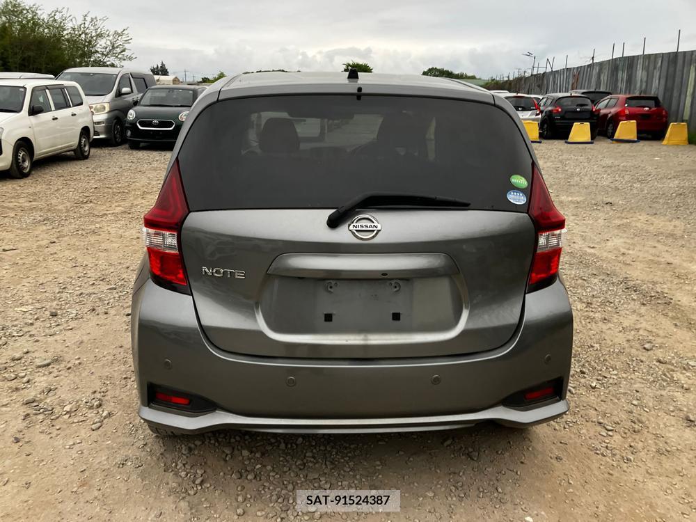 Nissan NOTE 2017-03 297683-3