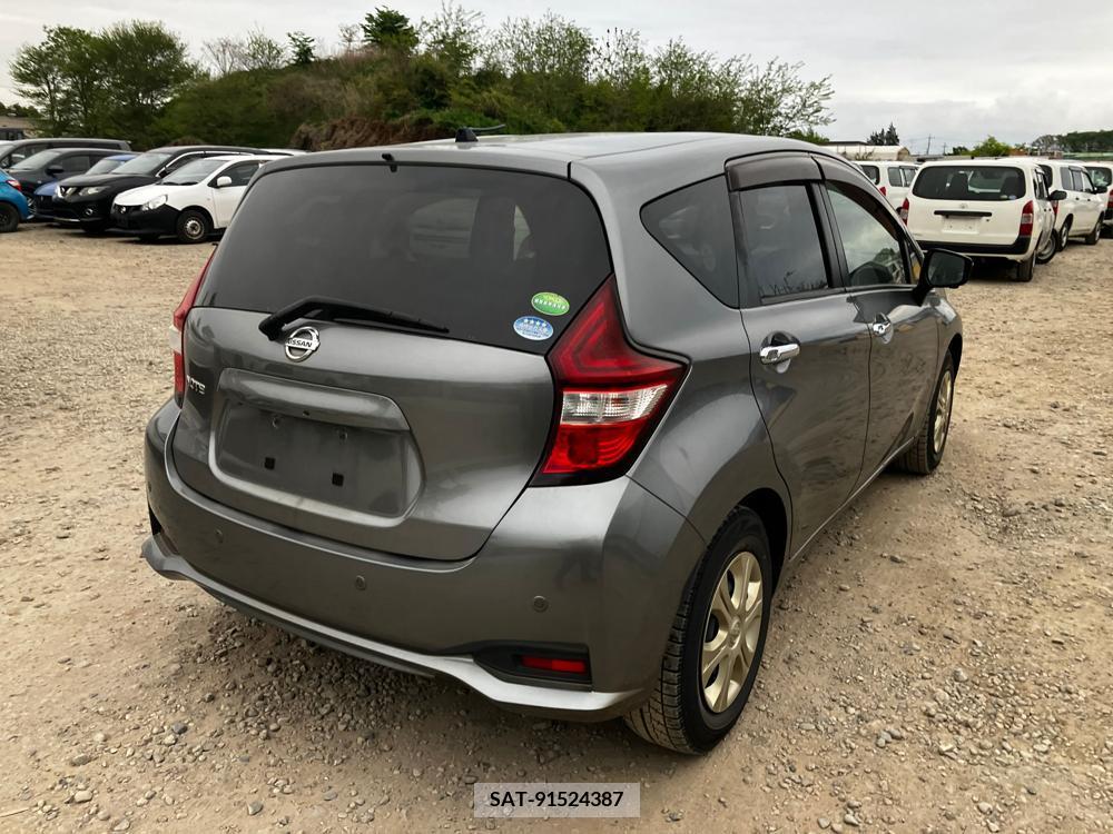 Nissan NOTE 2017-03 297683-4