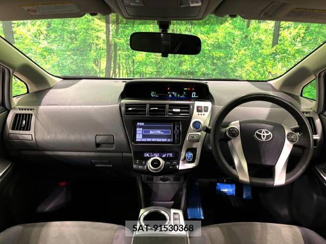 Toyota PRIUS ALPHA 2013-01 282429-1