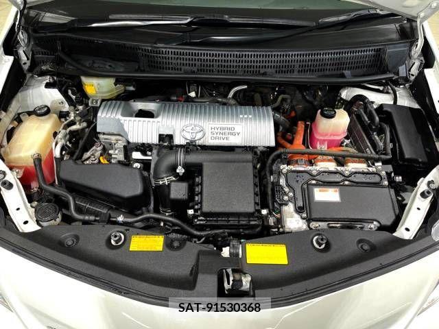 Toyota PRIUS ALPHA 2013-01 282429-18