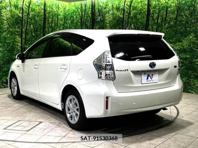 Toyota PRIUS ALPHA 2013-01 282429-17